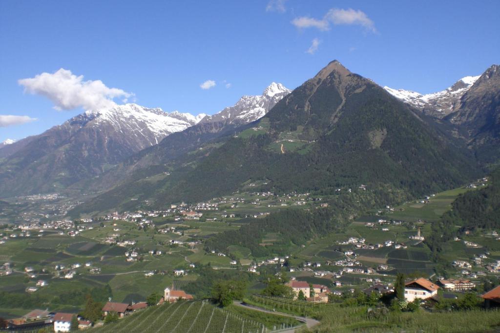 Krebishof Agriturismo Шена Номер фото